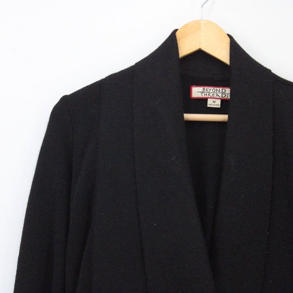 Beyond Threads Cardigan Sweater Womens Black Open Front Knit Made In Peru Size M - Picture 3 of 9